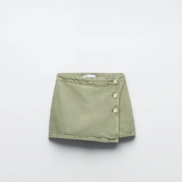 SOLD Zara skort - Picture 3 of 7